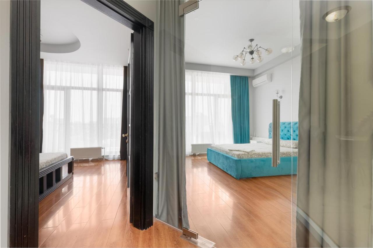 Arcadia Palace 2-Bedrooms Apartment With Terrace Odessa Eksteriør bilde